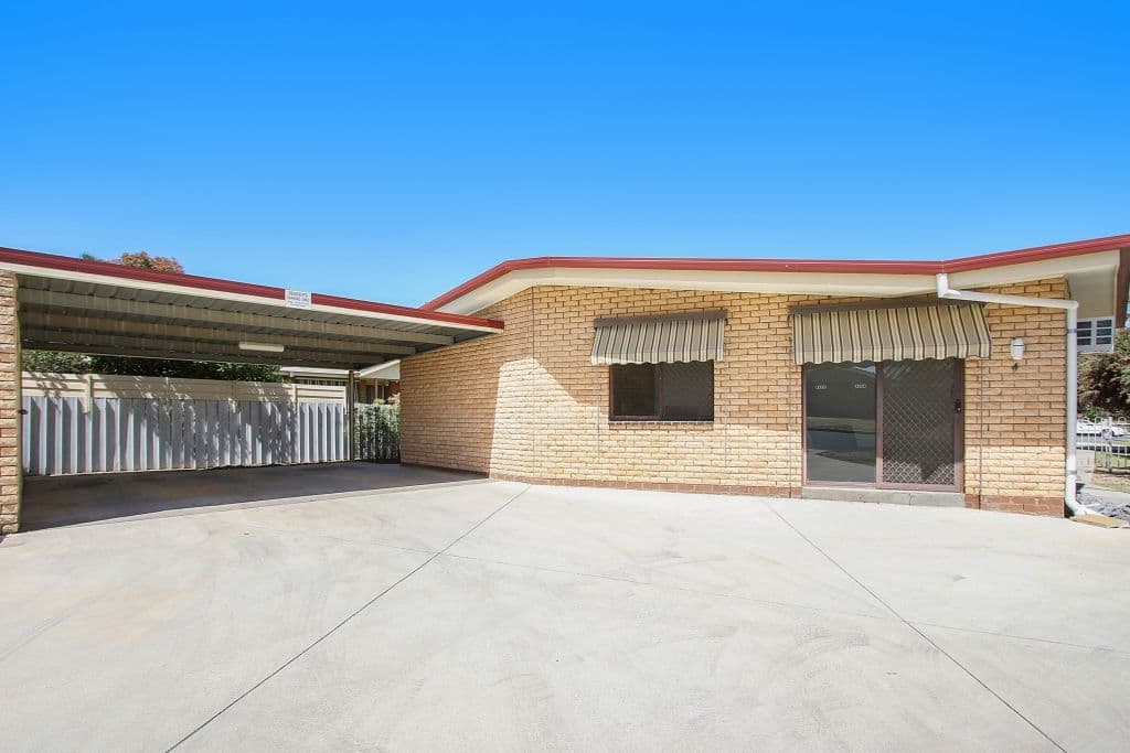 401 Griffith Road, Lavington NSW 2641, Lavington - Image 1