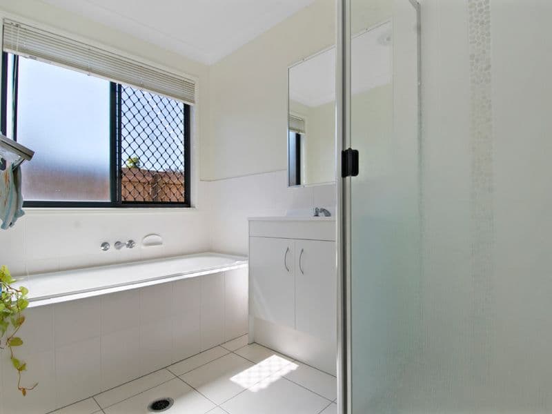 15 Northbrook Street, CALOUNDRA WEST QLD 4551, Caloundra West - Thumbnail 6
