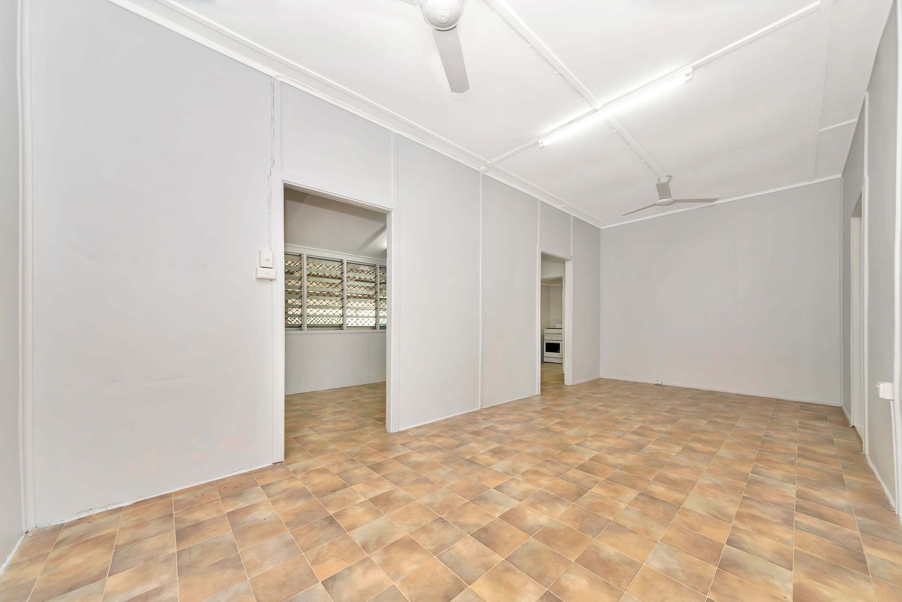 65 Wagner Street, Oonoonba QLD 4811, Oonoonba - Thumbnail 6