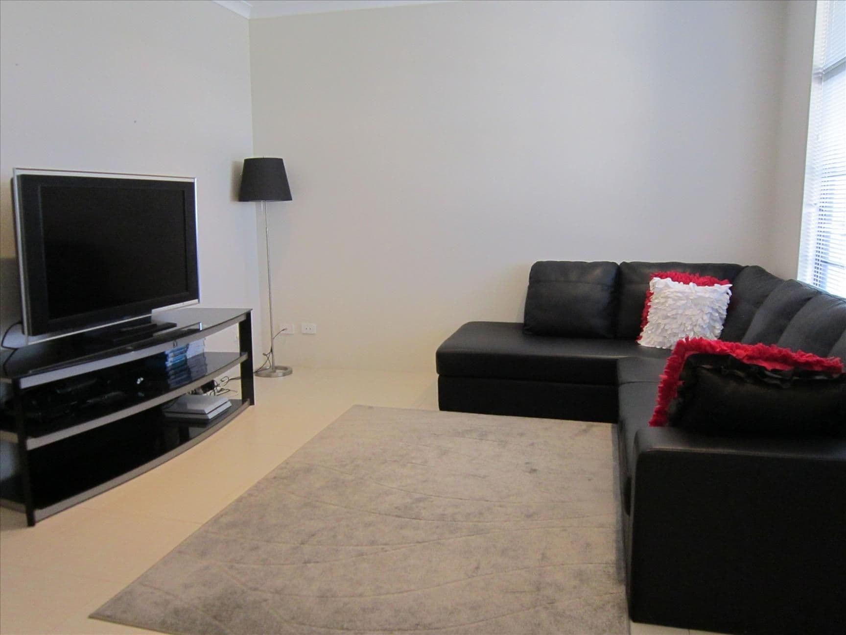 3 Tuross Way, ELLENBROOK WA 6069, Ellenbrook - Thumbnail 2