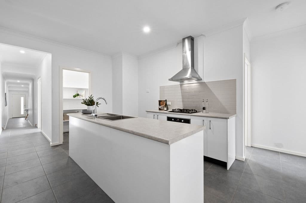 48 Cranberry Crescent, MANOR LAKES VIC 3024, Manor Lakes - Thumbnail 5