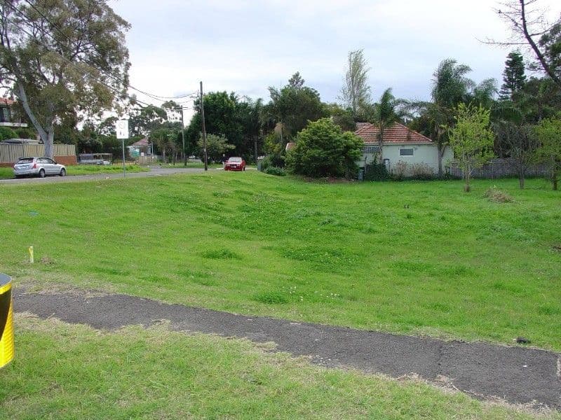3 Bayview Avenue, EARLWOOD NSW 2206, Earlwood - Image 1
