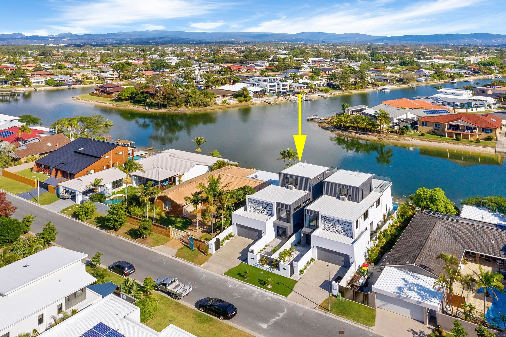 36 Avanti Street, Mermaid Waters QLD 4218, Mermaid Waters - Thumbnail 3