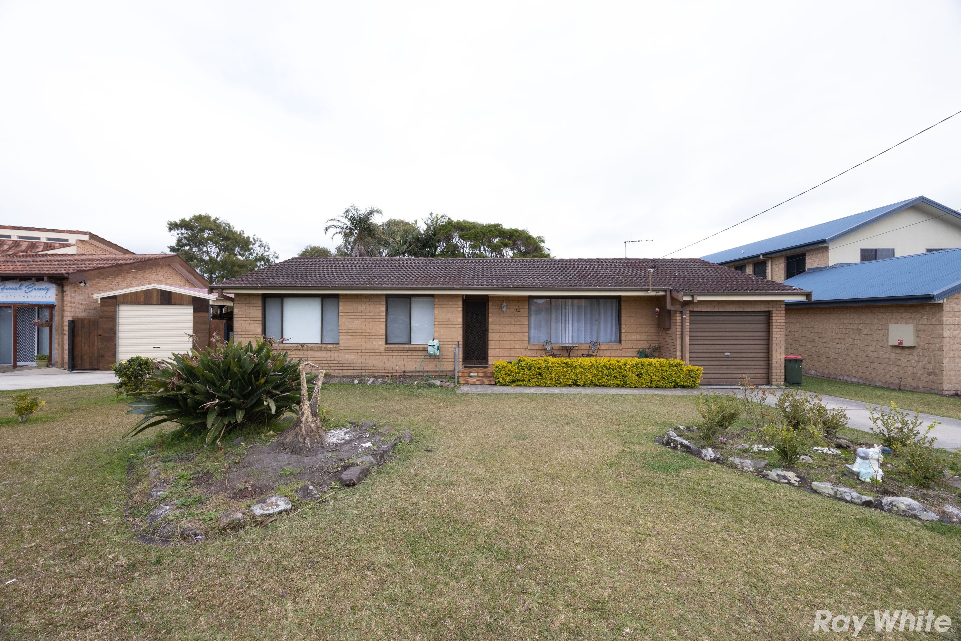 15 Hawaii Avenue, Forster NSW 2428, Forster - Image 1