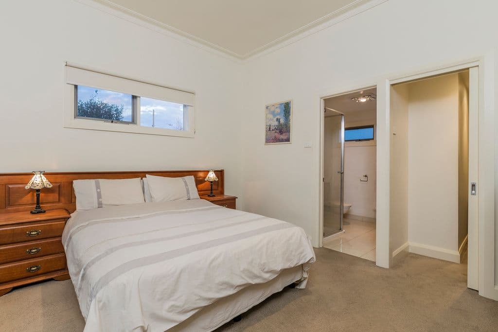 158 Aberdeen Street, Geelong West VIC 3218, Geelong West - Thumbnail 2