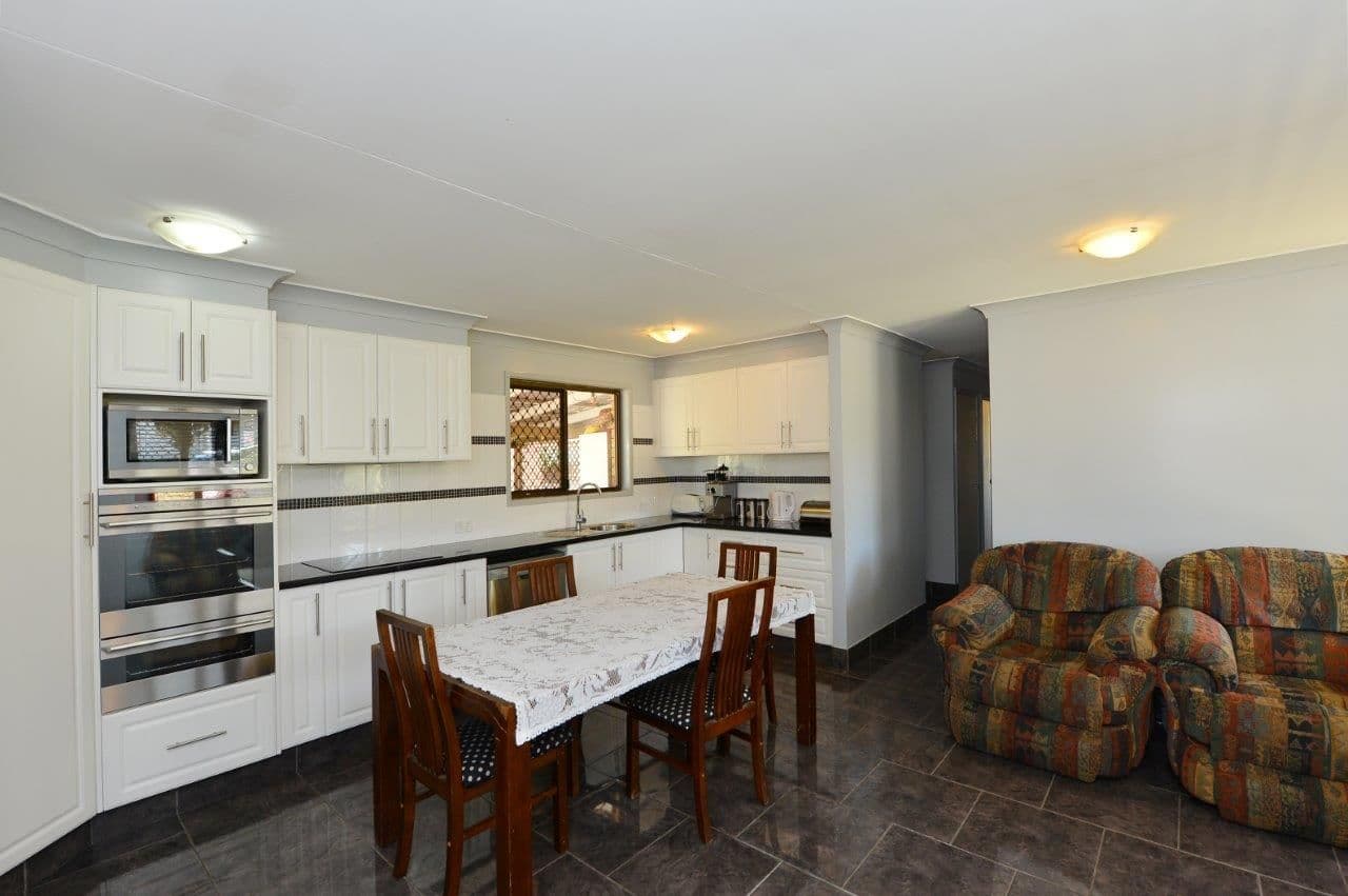 18 Balfour Street, WYREEMA QLD 4352, Wyreema - Thumbnail 2