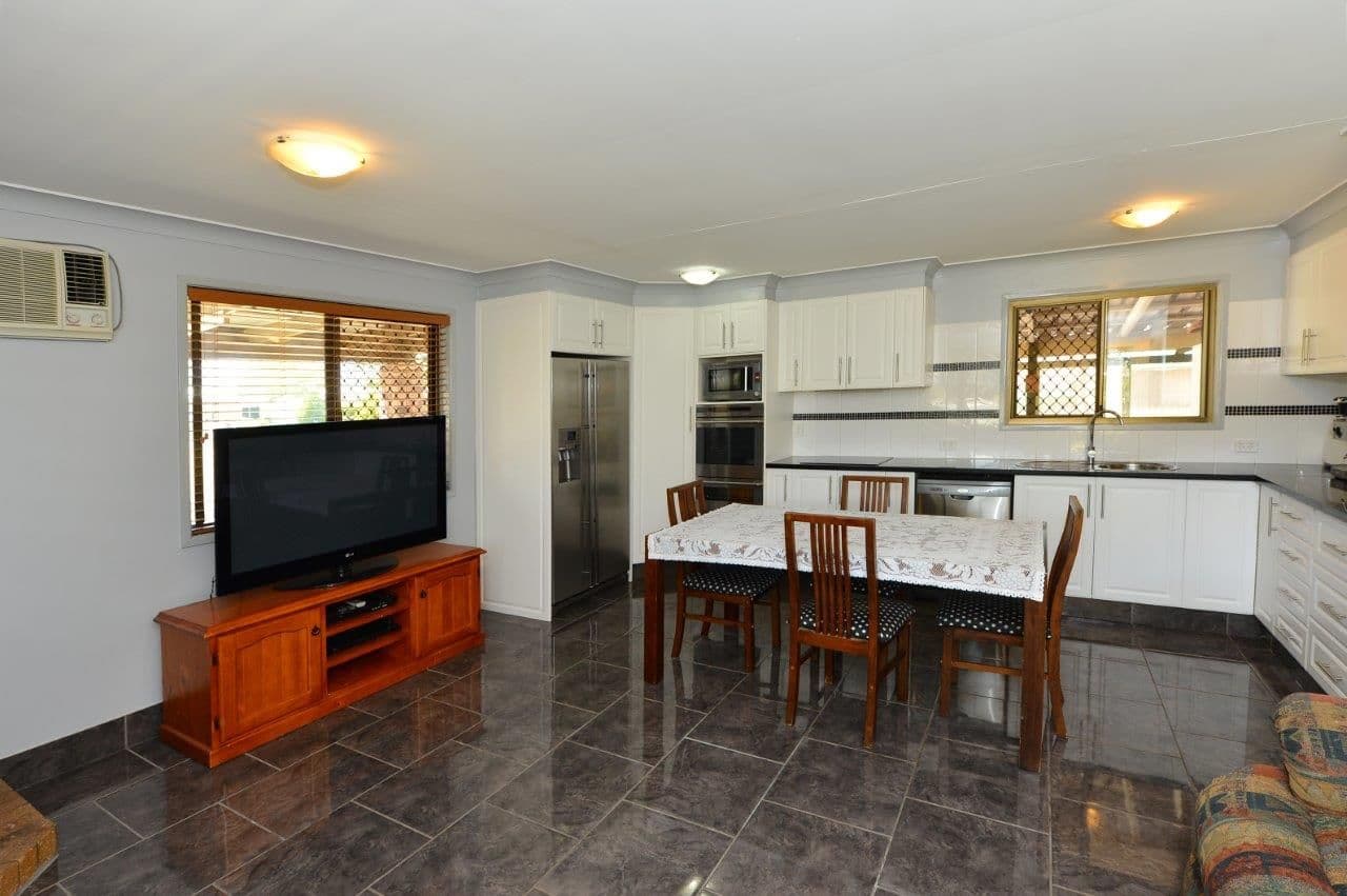 18 Balfour Street, WYREEMA QLD 4352, Wyreema - Thumbnail 3