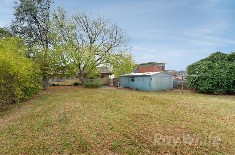 14 Juniper Road, WANTIRNA VIC 3152, Wantirna - Thumbnail 3