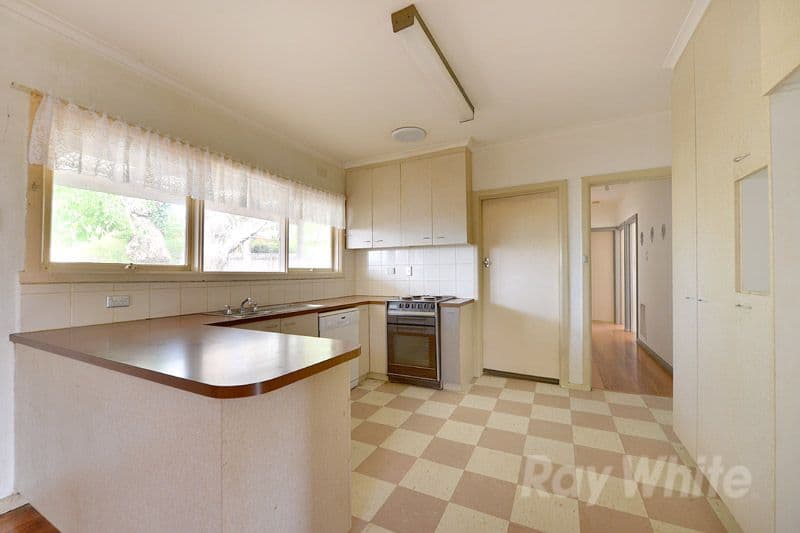 14 Juniper Road, WANTIRNA VIC 3152, Wantirna - Thumbnail 5