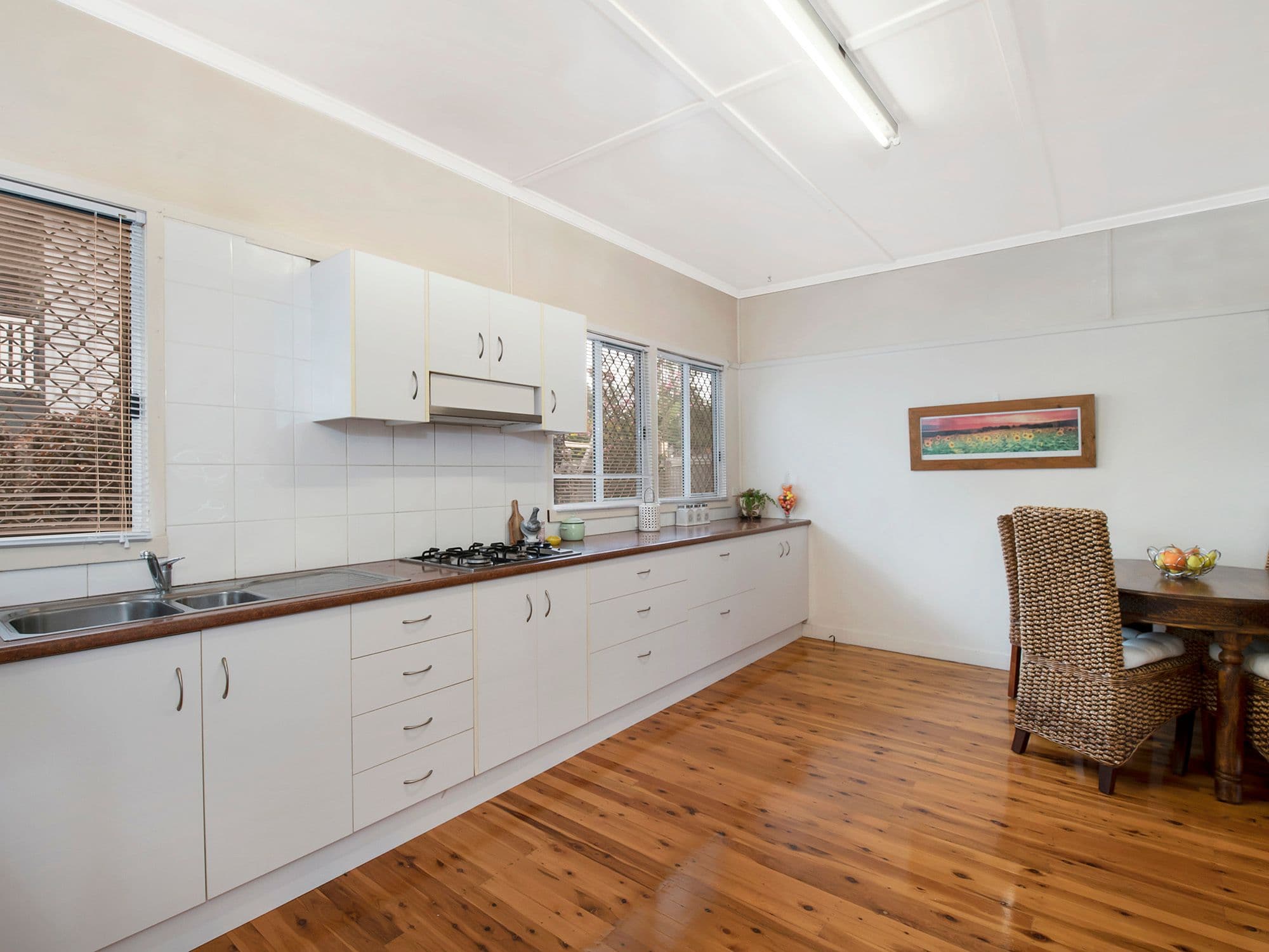 742 Cavendish Road, Holland Park QLD 4121, Holland Park - Thumbnail 7
