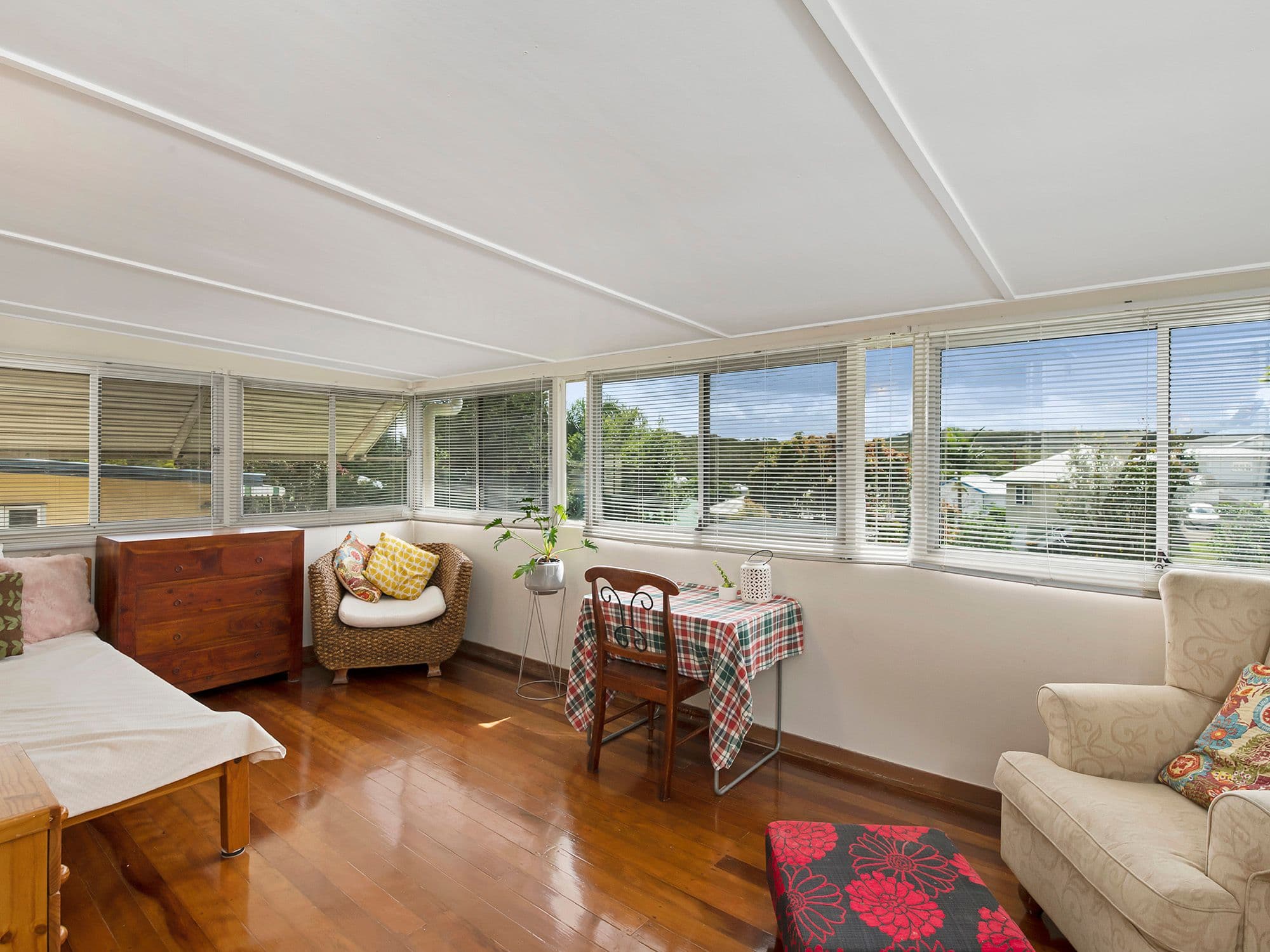 742 Cavendish Road, Holland Park QLD 4121, Holland Park - Thumbnail 8
