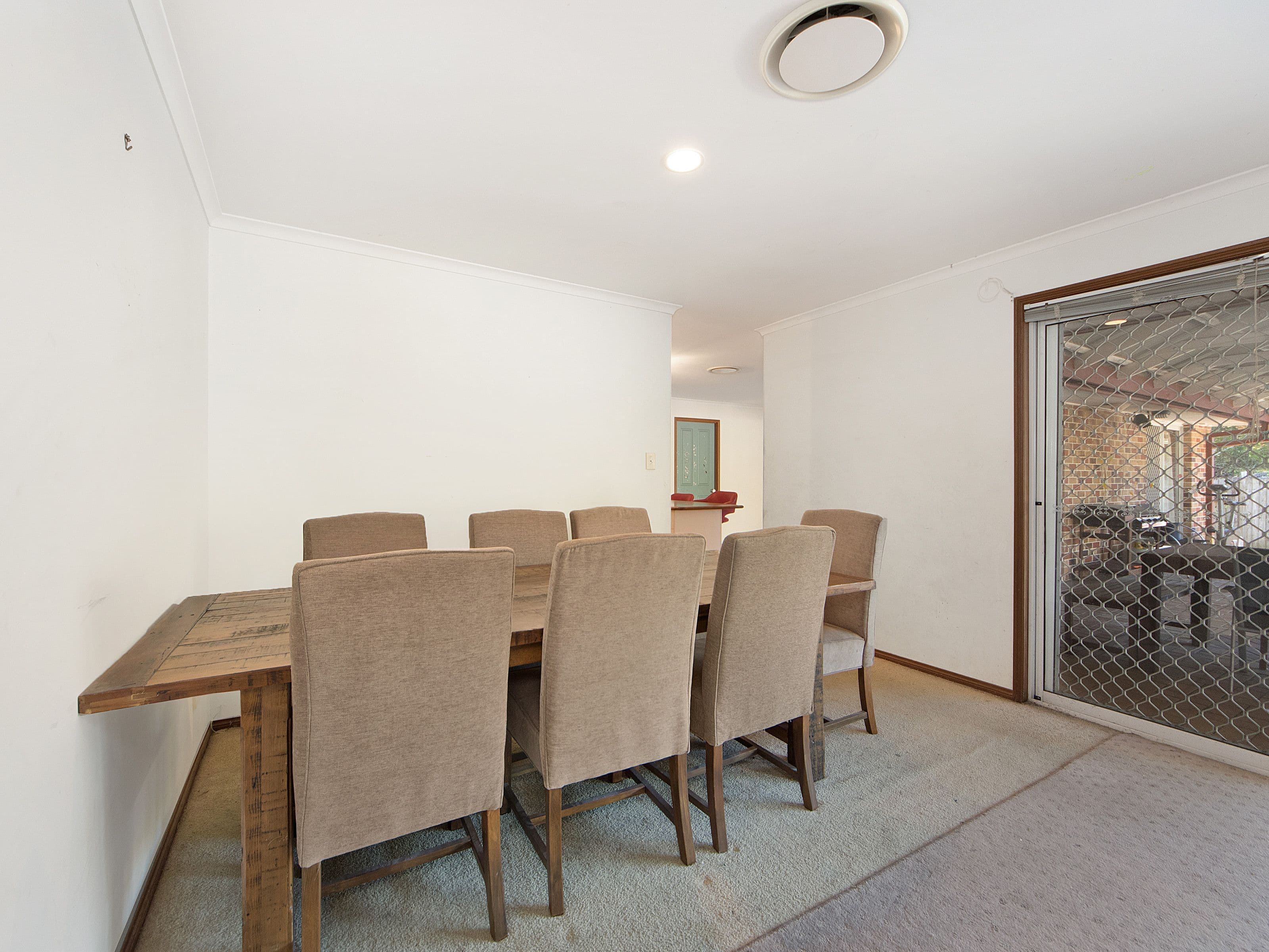 1 Glengarry Close, Highland Park QLD 4211, Highland Park - Thumbnail 6