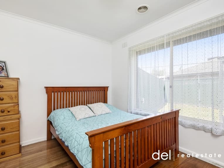 15 Boronia Avenue, Dandenong North, Dandenong North - Thumbnail 5