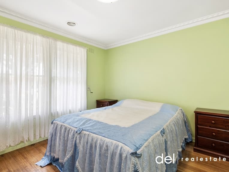 15 Boronia Avenue, Dandenong North, Dandenong North - Thumbnail 6