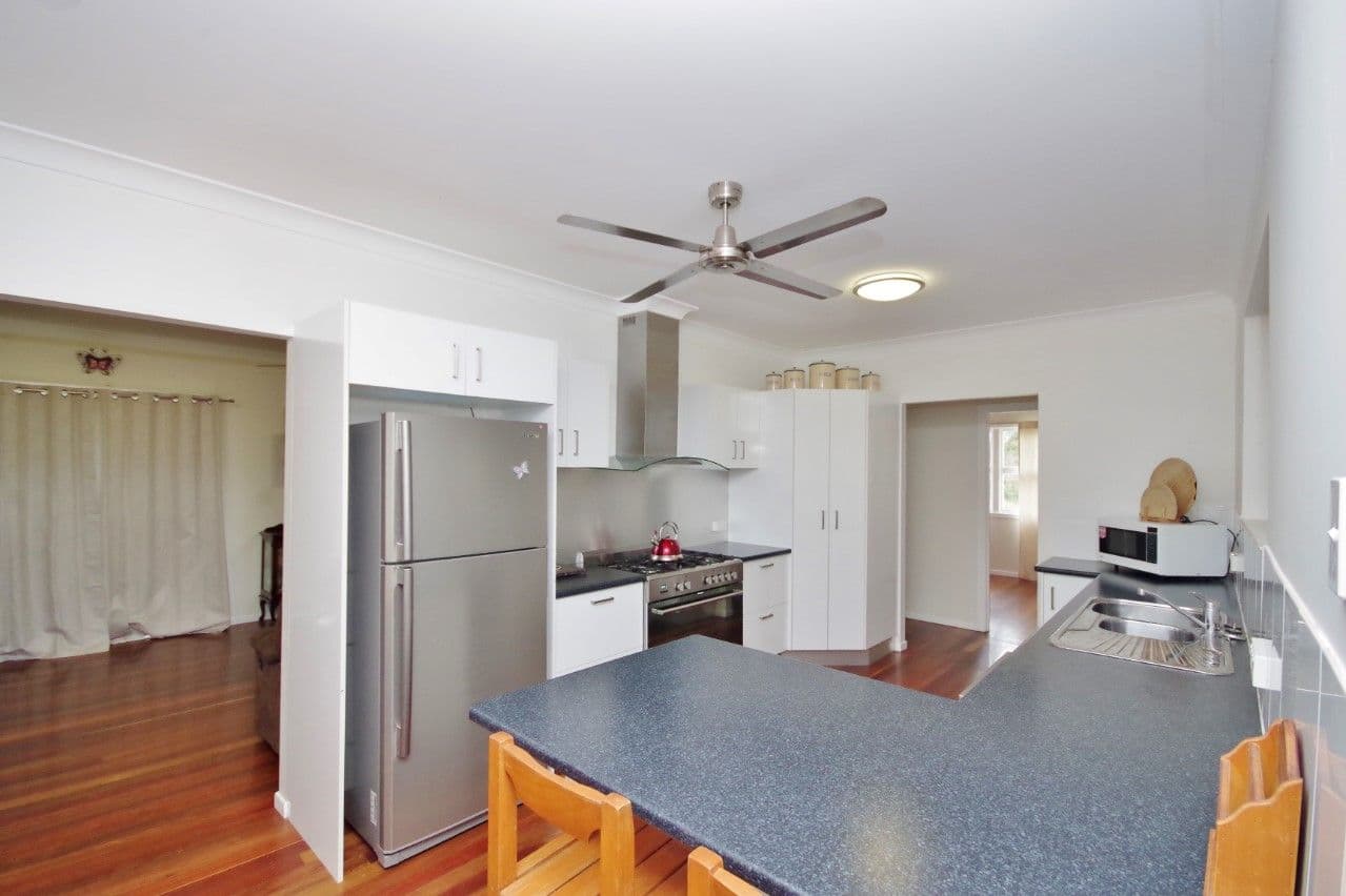 22 Brisbane Street, Beaudesert QLD 4285, Beaudesert - Thumbnail 5
