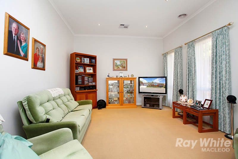 8 Oban Way, MACLEOD VIC 3085, Macleod - Thumbnail 2