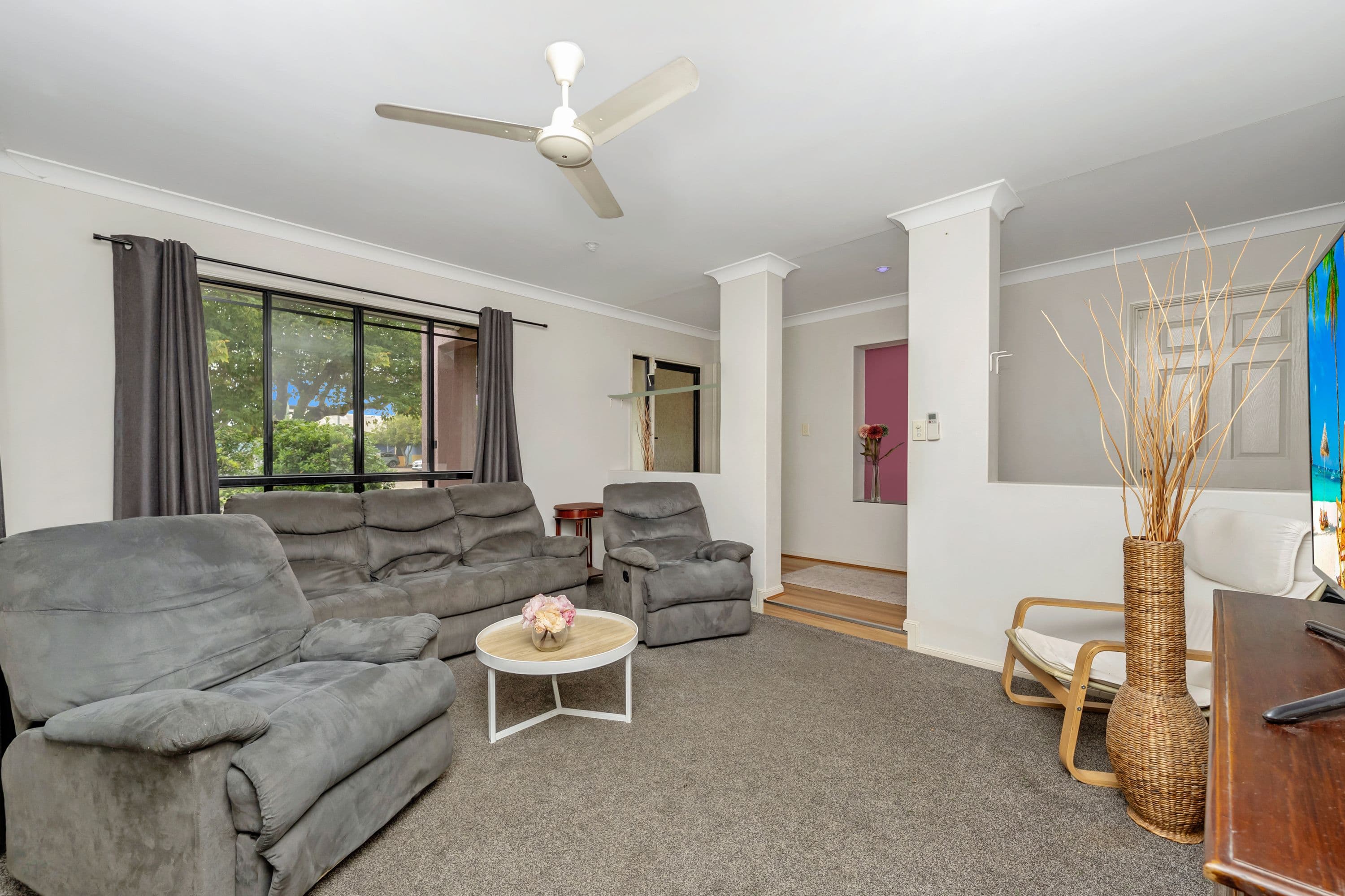 412 Ross River Road, Cranbrook QLD 4814, Cranbrook - Thumbnail 2