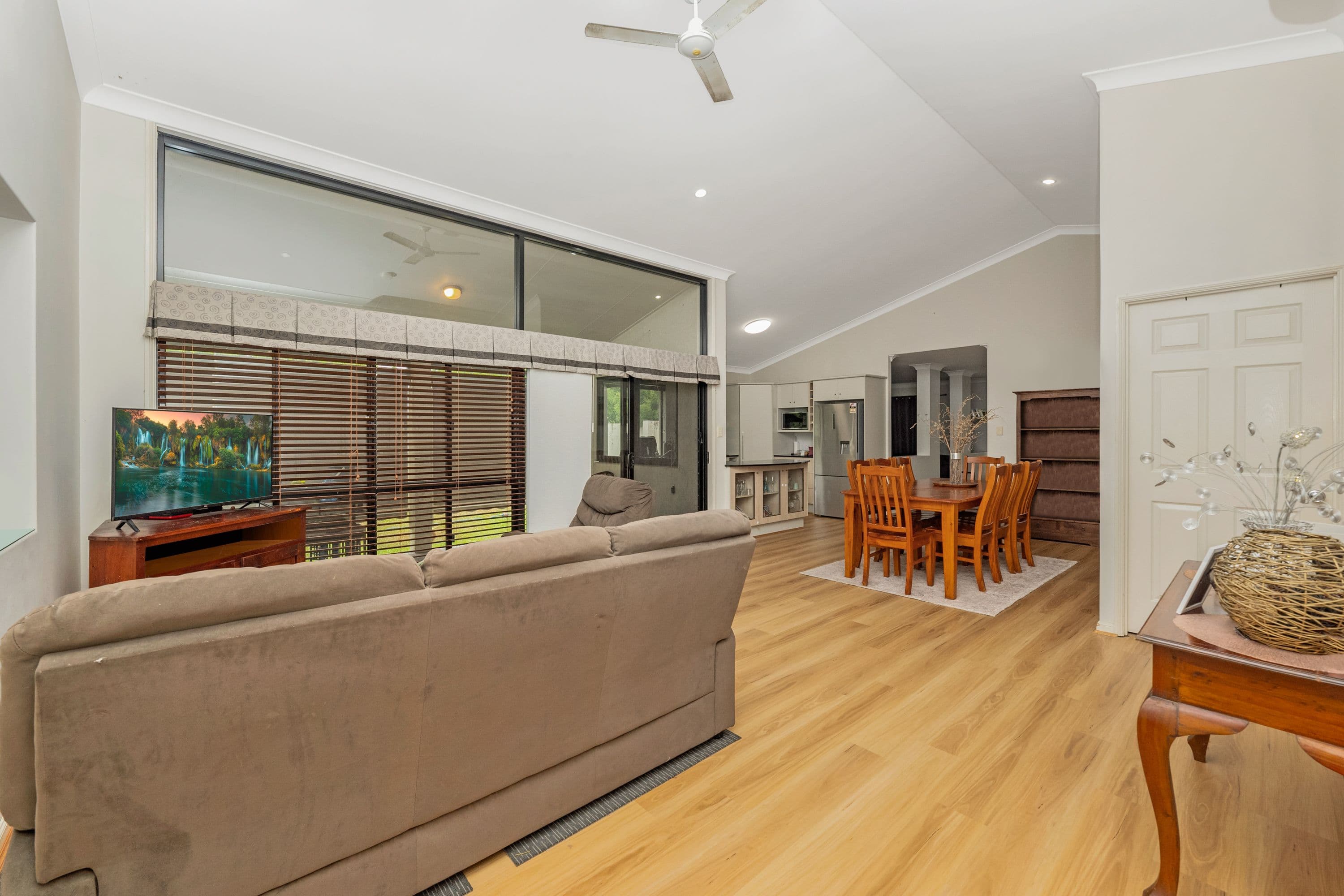 412 Ross River Road, Cranbrook QLD 4814, Cranbrook - Thumbnail 4