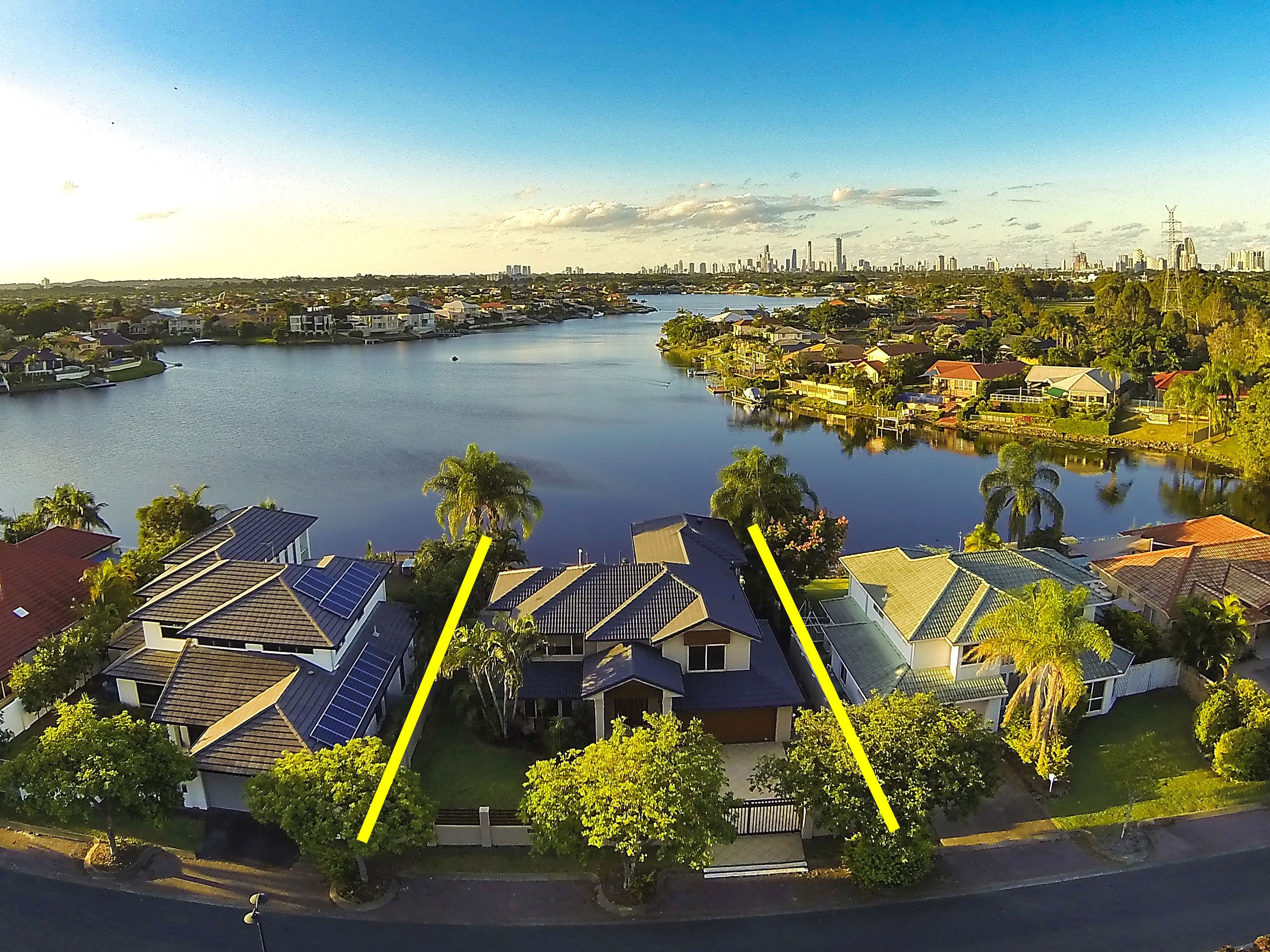 7 Clipper Boulevard, Clear Island Waters QLD 4226, Clear Island Waters - Image 1
