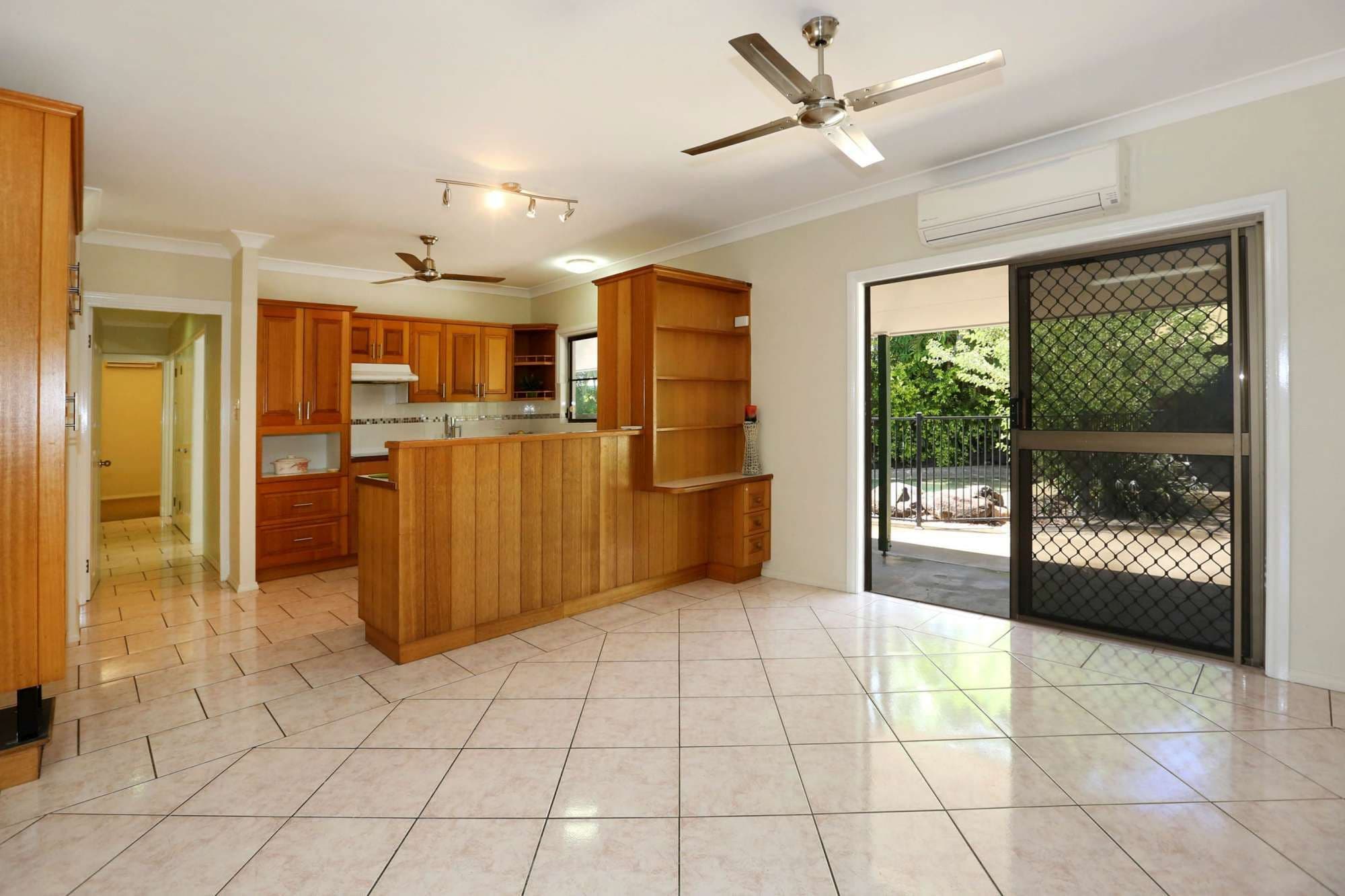7 Lupin Court, ANNANDALE QLD 4814, Annandale - Thumbnail 4