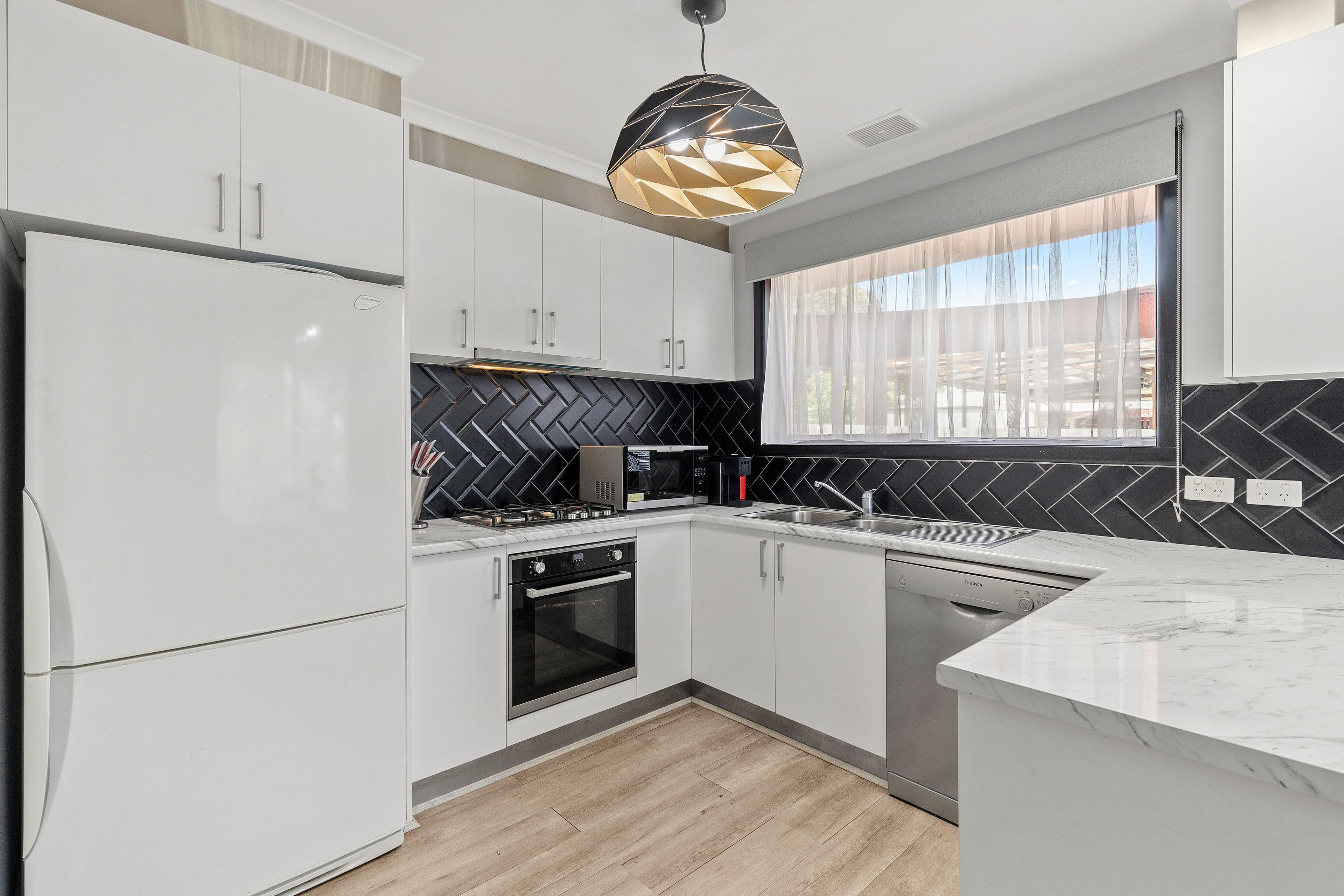 14 Ernest Street, Bayswater VIC 3153, Bayswater - Thumbnail 3