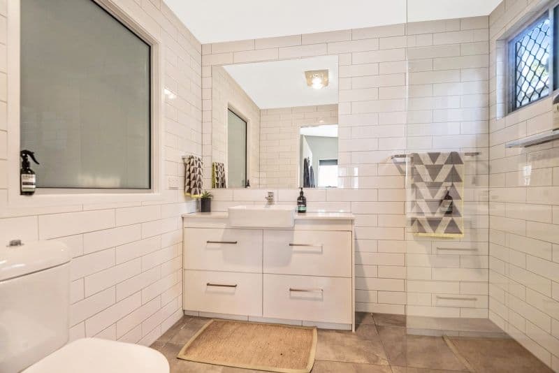 59 Manus Avenue, Palm Beach QLD 4221, Palm Beach - Thumbnail 8