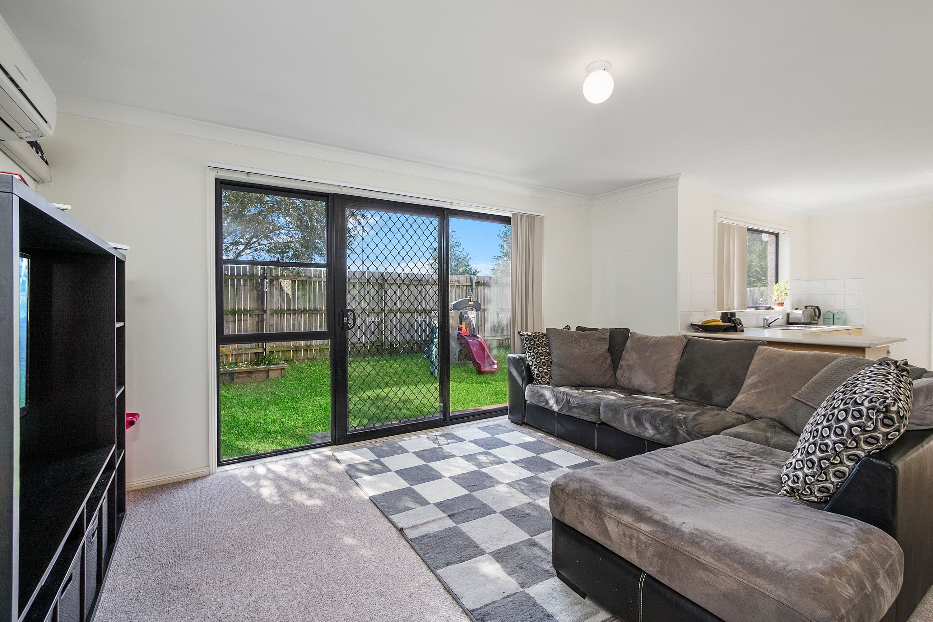 614 George Street, South Windsor - Thumbnail 2