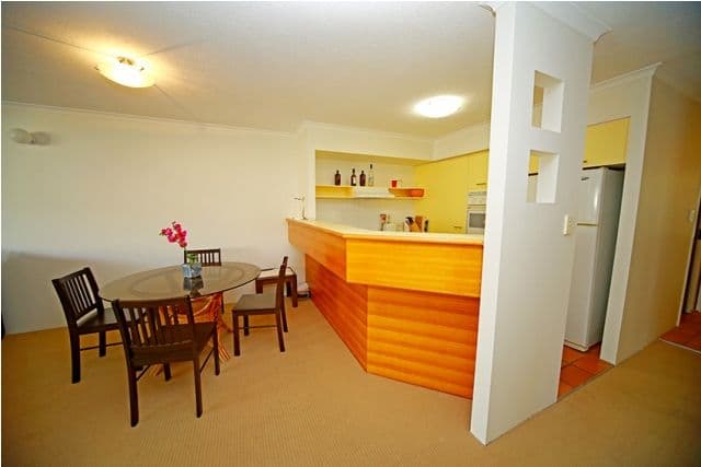 26 'Diamond Cove' 16 Crescent Avenue, MERMAID BEACH QLD 4218, Mermaid Beach - Thumbnail 3