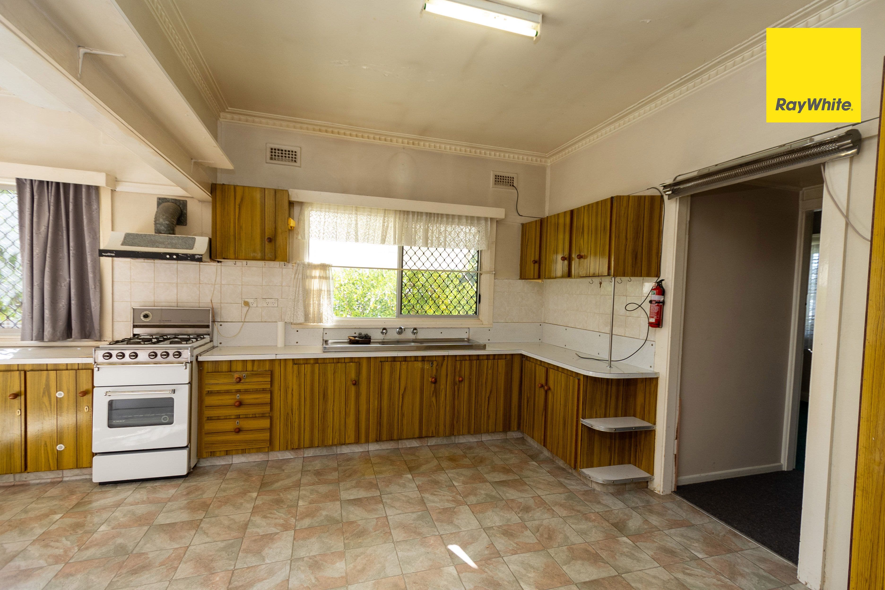 7 Froude Street, Inverell NSW 2360, Inverell - Thumbnail 2