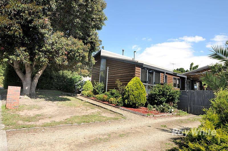 4 St James Court, NARRE WARREN VIC 3805, Narre Warren - Image 1