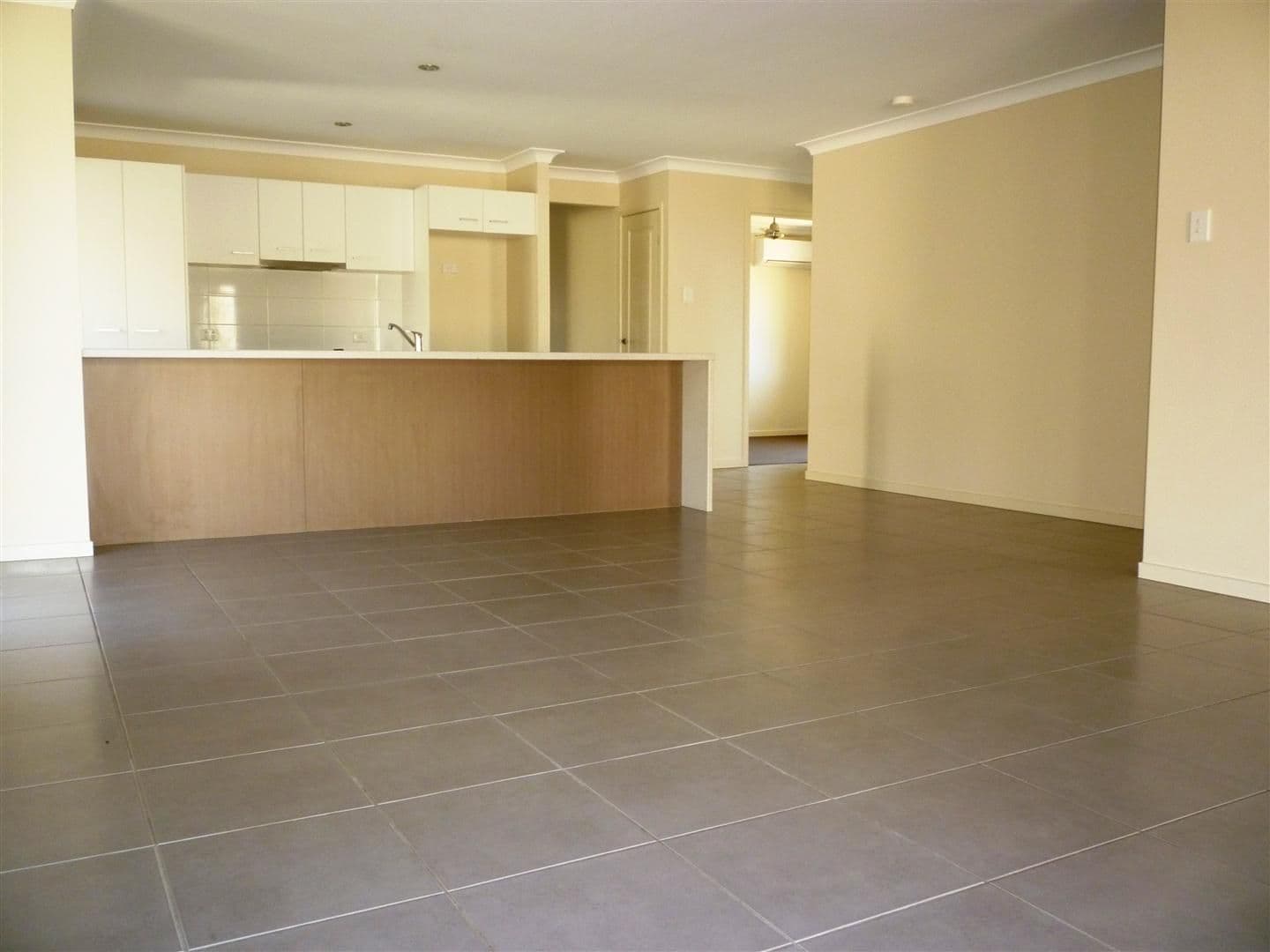 23 Leichhardt Drive, Gracemere QLD 4702, Gracemere - Thumbnail 4