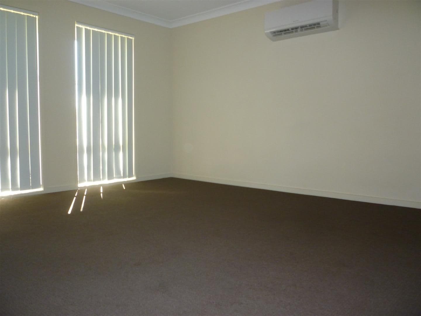 23 Leichhardt Drive, Gracemere QLD 4702, Gracemere - Thumbnail 5