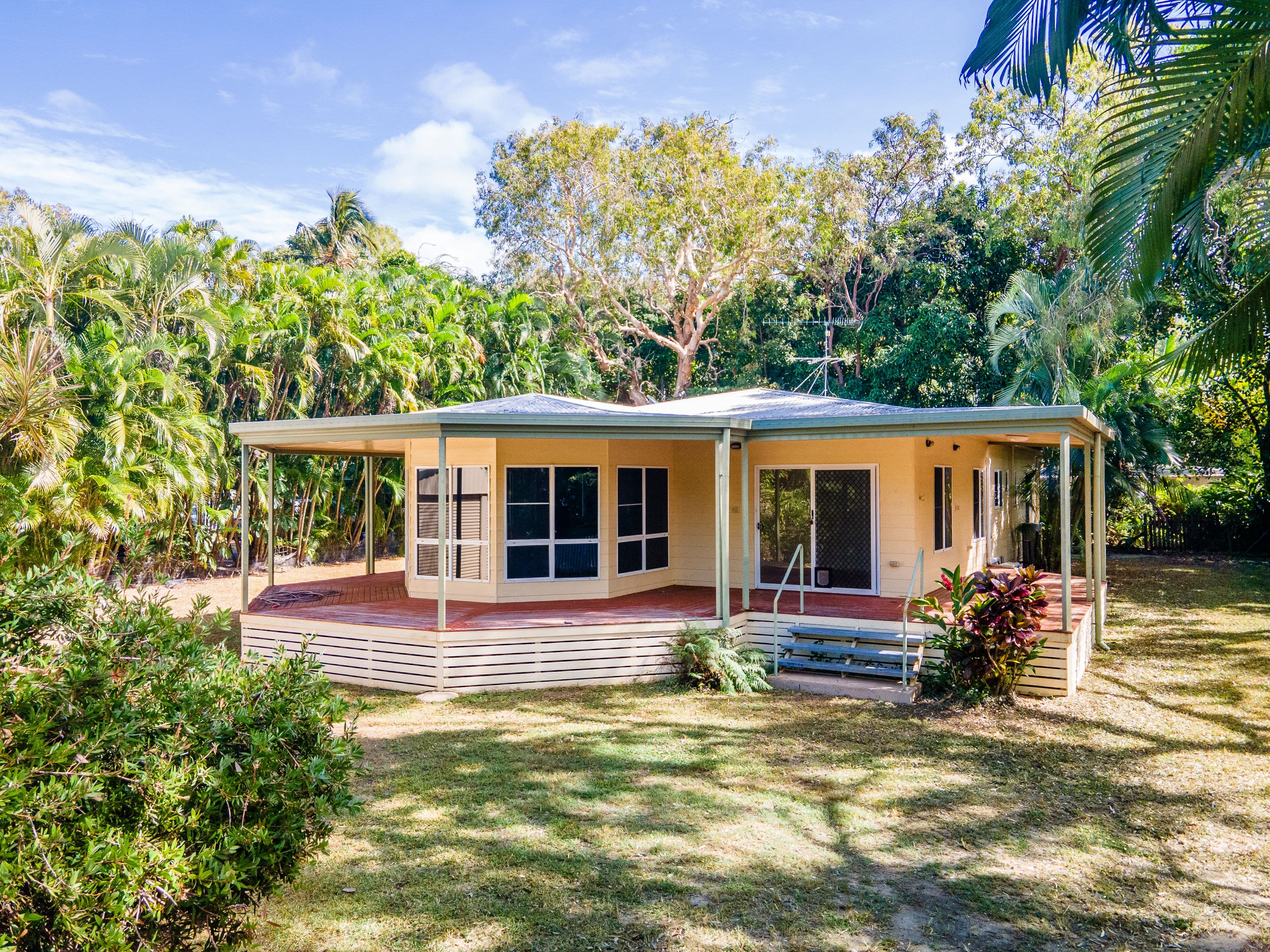 14 Bottiger Street, Nelly Bay QLD 4819, Nelly Bay - Image 1