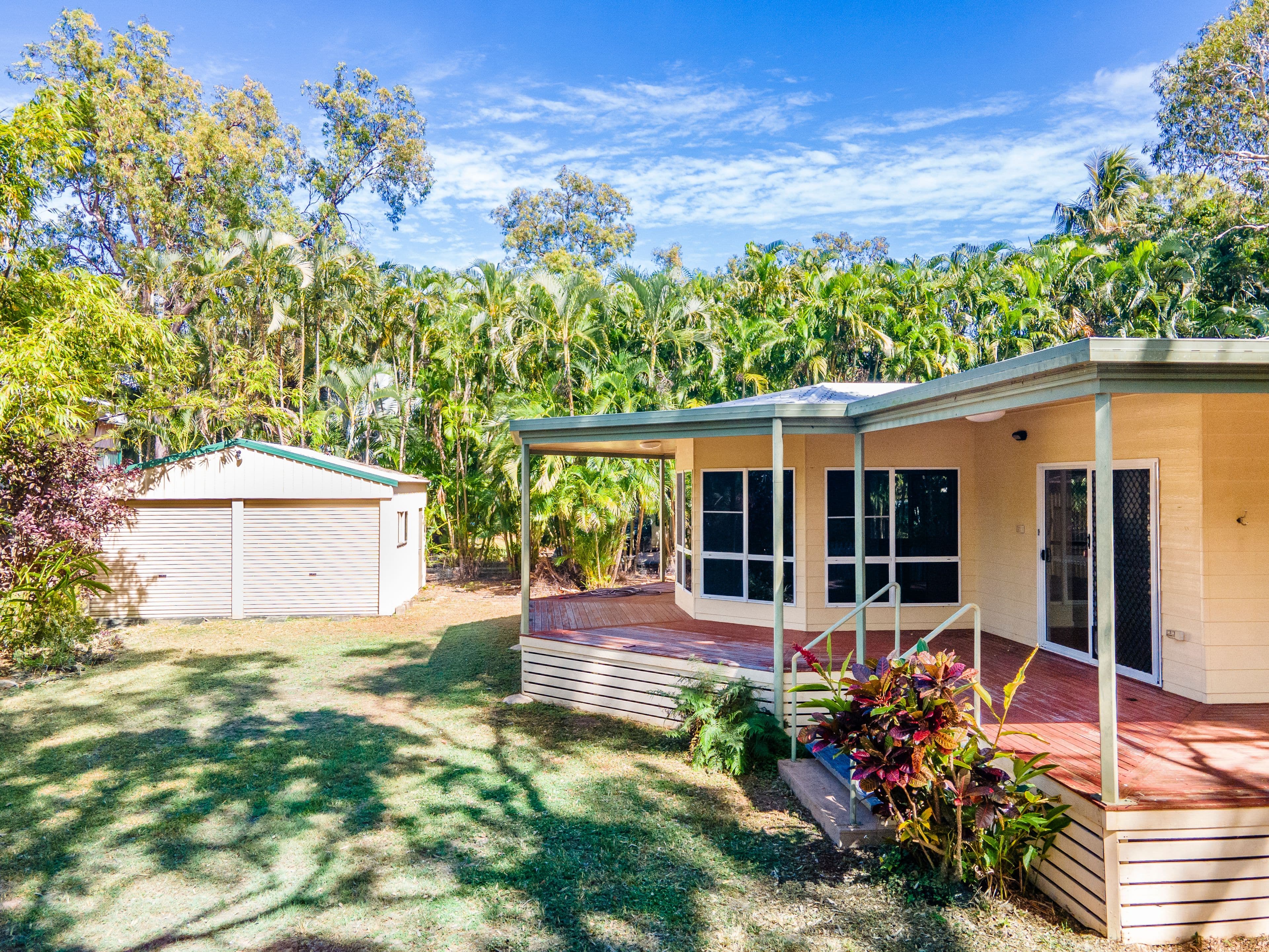 14 Bottiger Street, Nelly Bay QLD 4819, Nelly Bay - Thumbnail 3