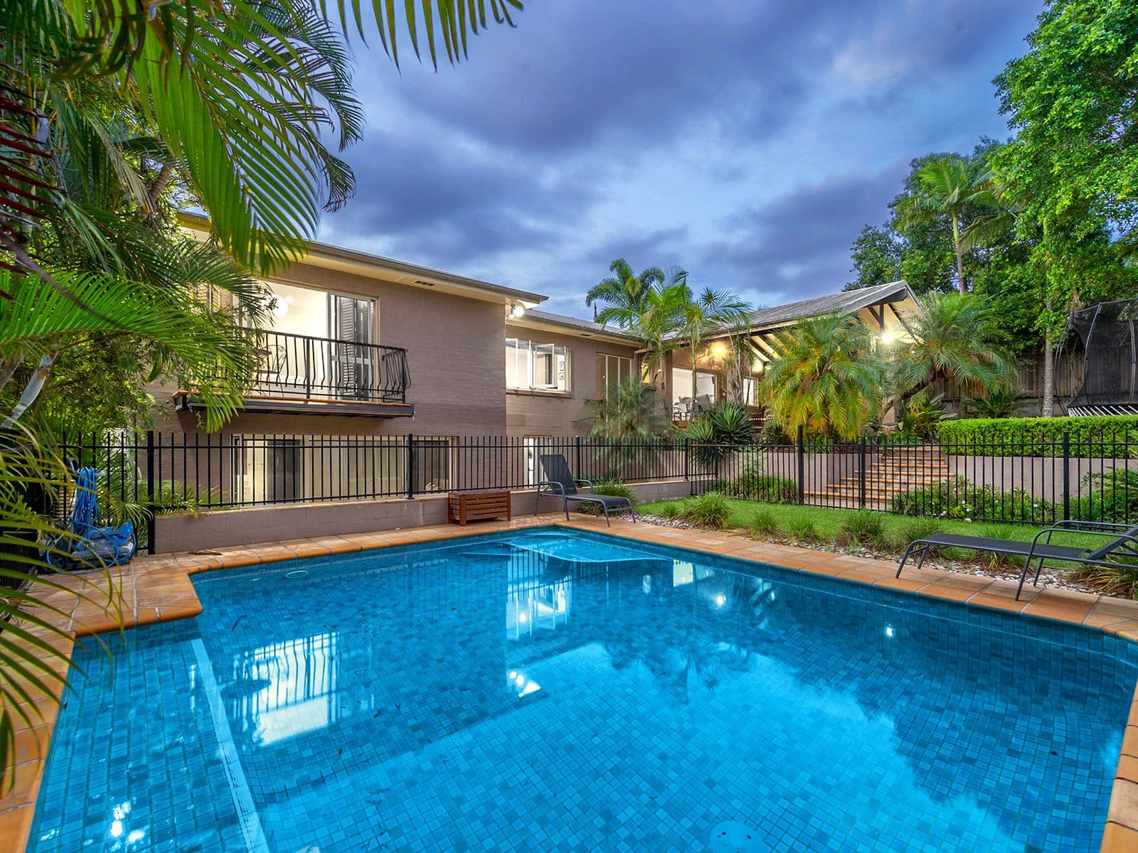 18 Astolat Street, Yeronga QLD 4104, Yeronga - Thumbnail 2