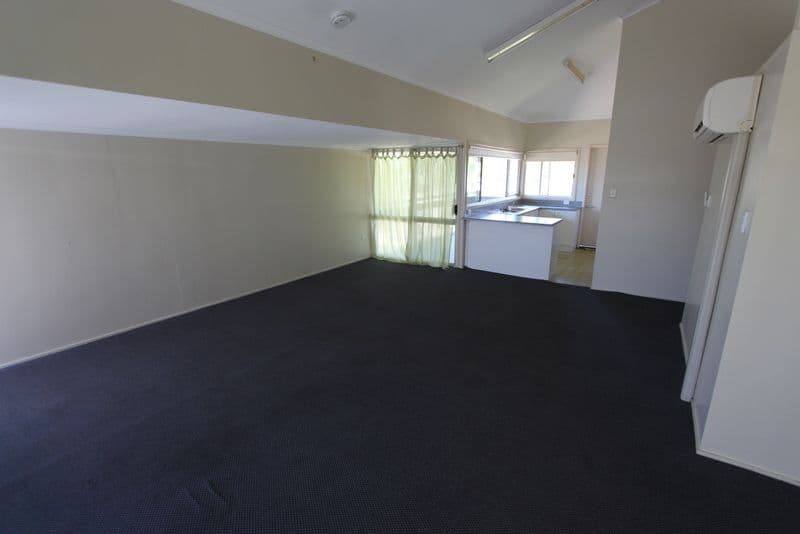11 King Street, Charleville QLD 4470, Charleville - Thumbnail 2