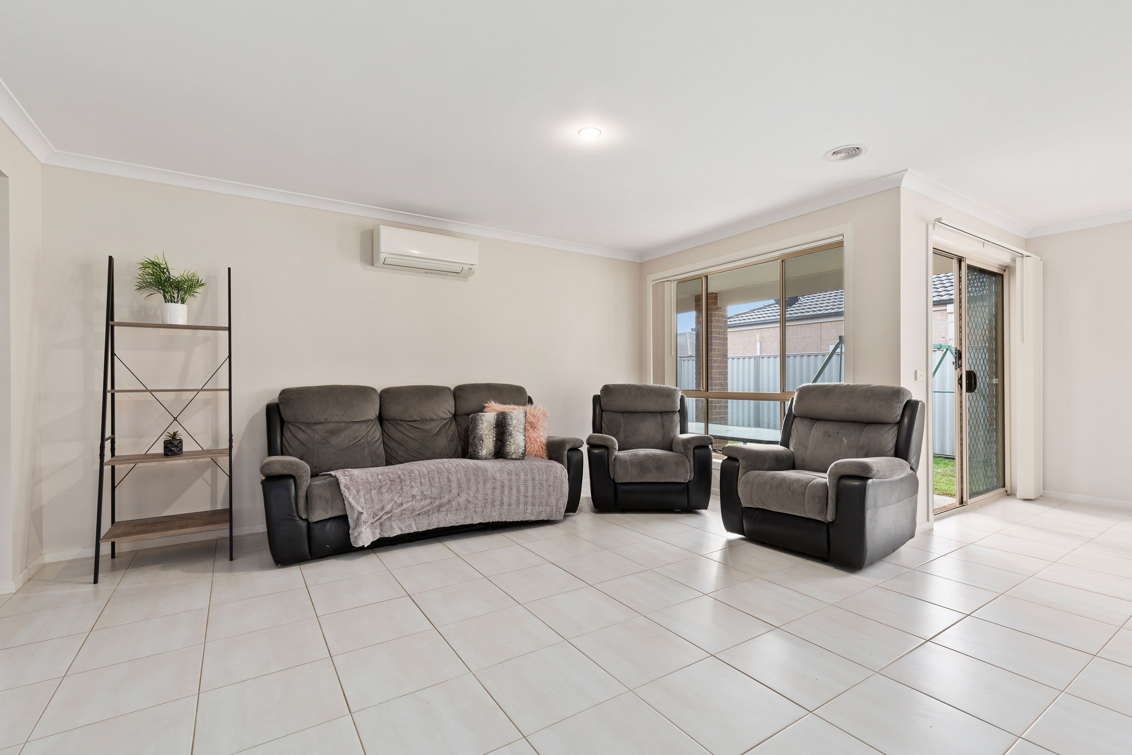 11 Farmdale Road, Pakenham VIC 3810, Pakenham - Thumbnail 5