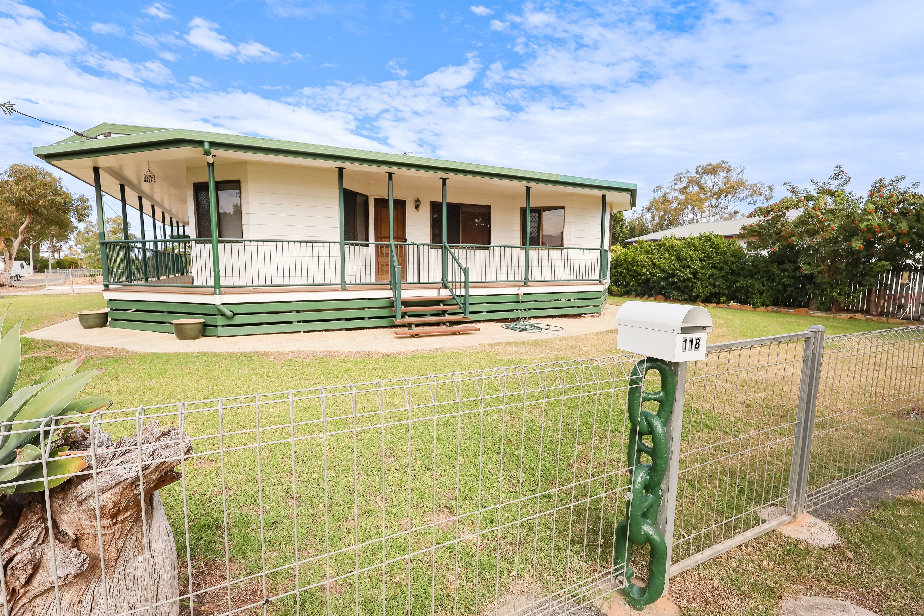 118 Bowen Street, Roma QLD 4455, Roma - Image 1