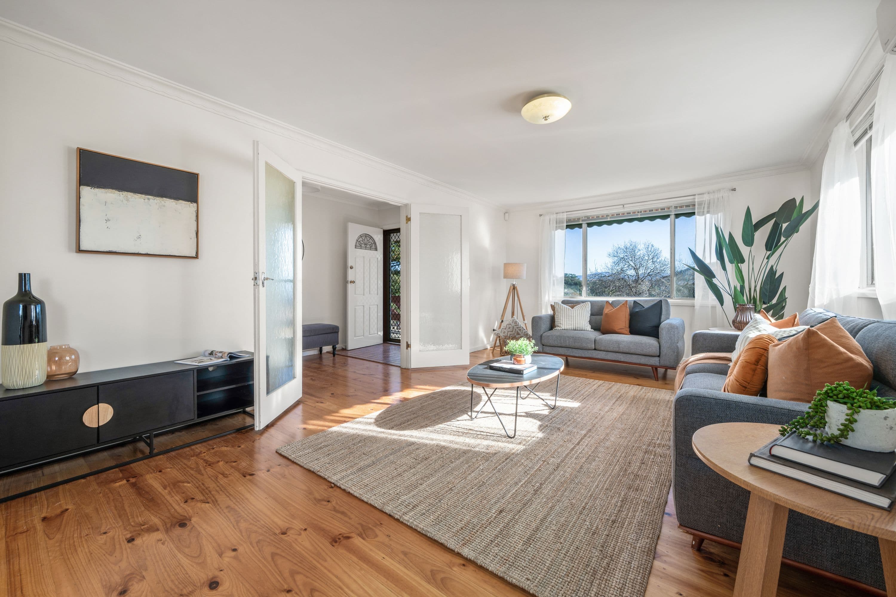 29 Spafford Crescent, Farrer ACT 2607, Farrer - Thumbnail 2