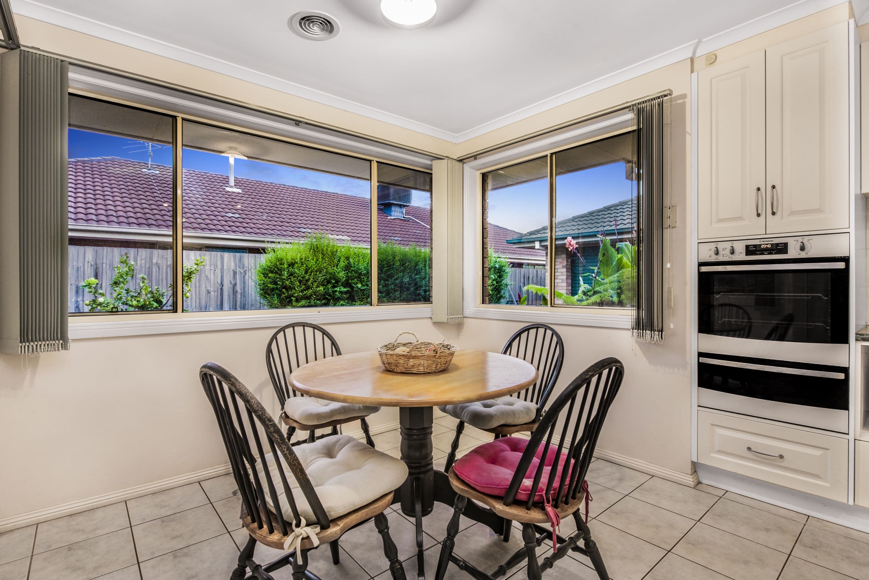 15 Storey Drive, Pakenham VIC 3810, Pakenham - Thumbnail 4