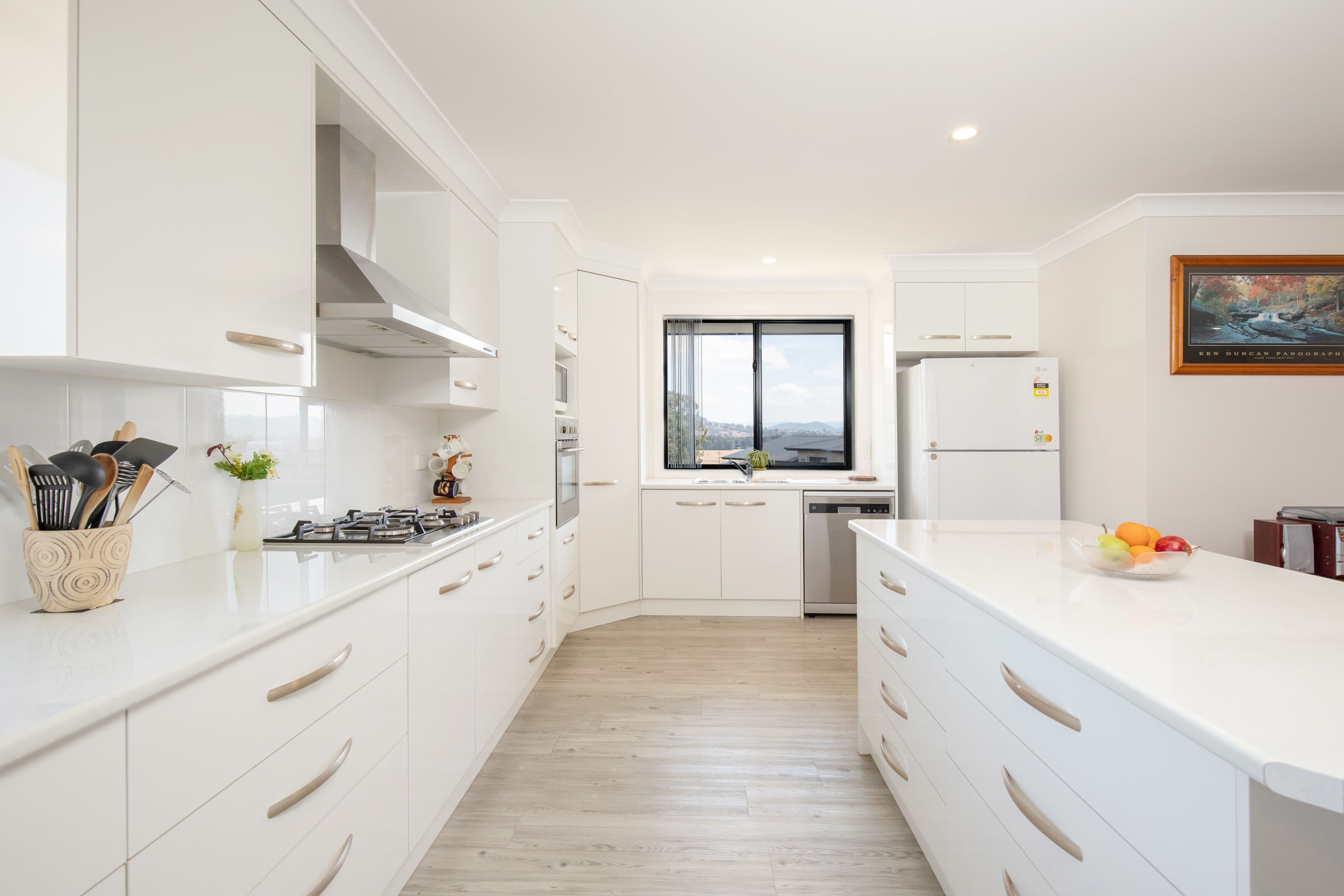 6 Shedden Close, Gloucester - Thumbnail 2