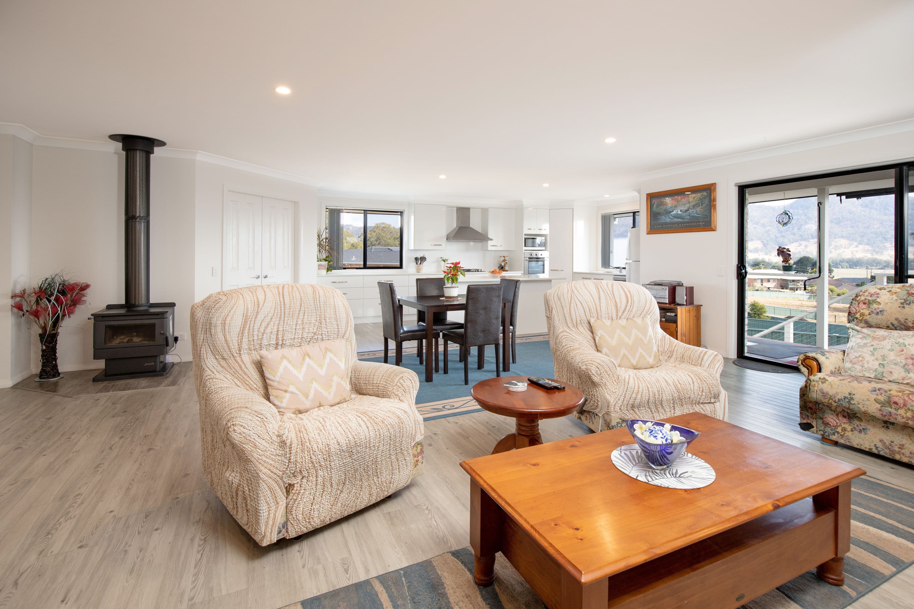 6 Shedden Close, Gloucester - Thumbnail 3