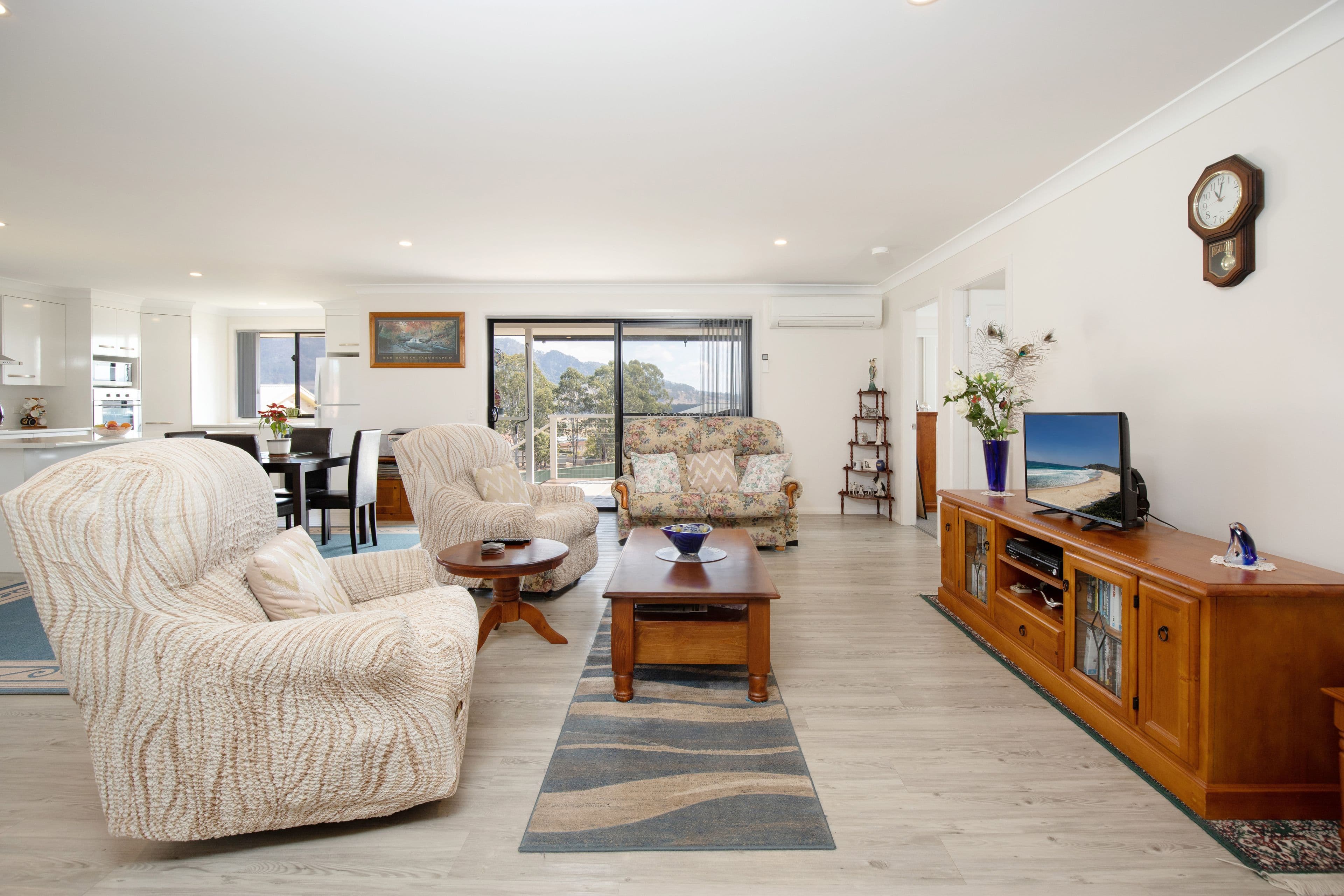 6 Shedden Close, Gloucester - Thumbnail 4