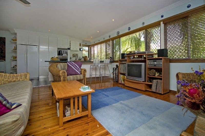 22 Saltash Street, LABRADOR QLD 4215, Labrador - Thumbnail 2