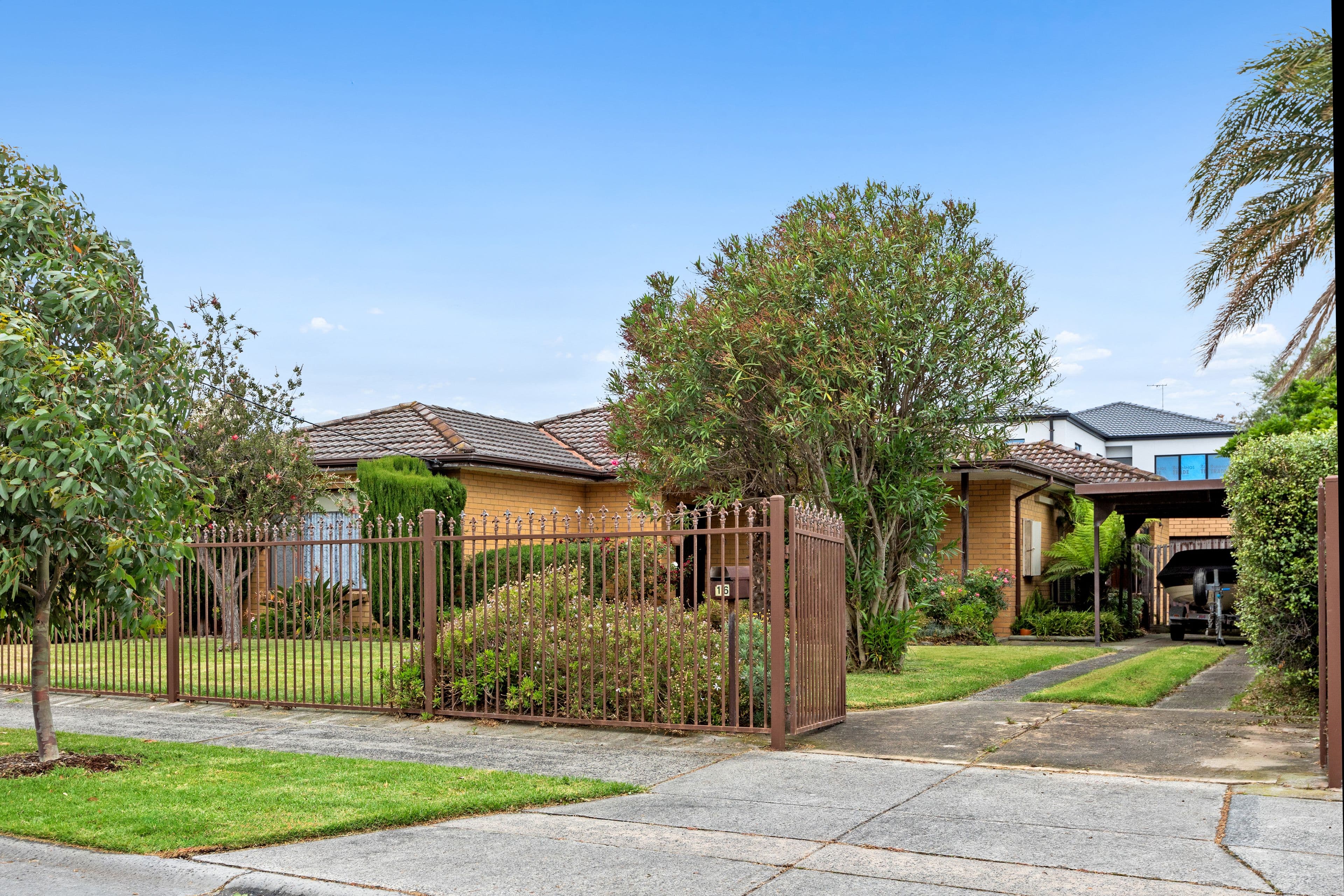 16 Larnook Crescent, Aspendale VIC 3195, Aspendale - Thumbnail 2