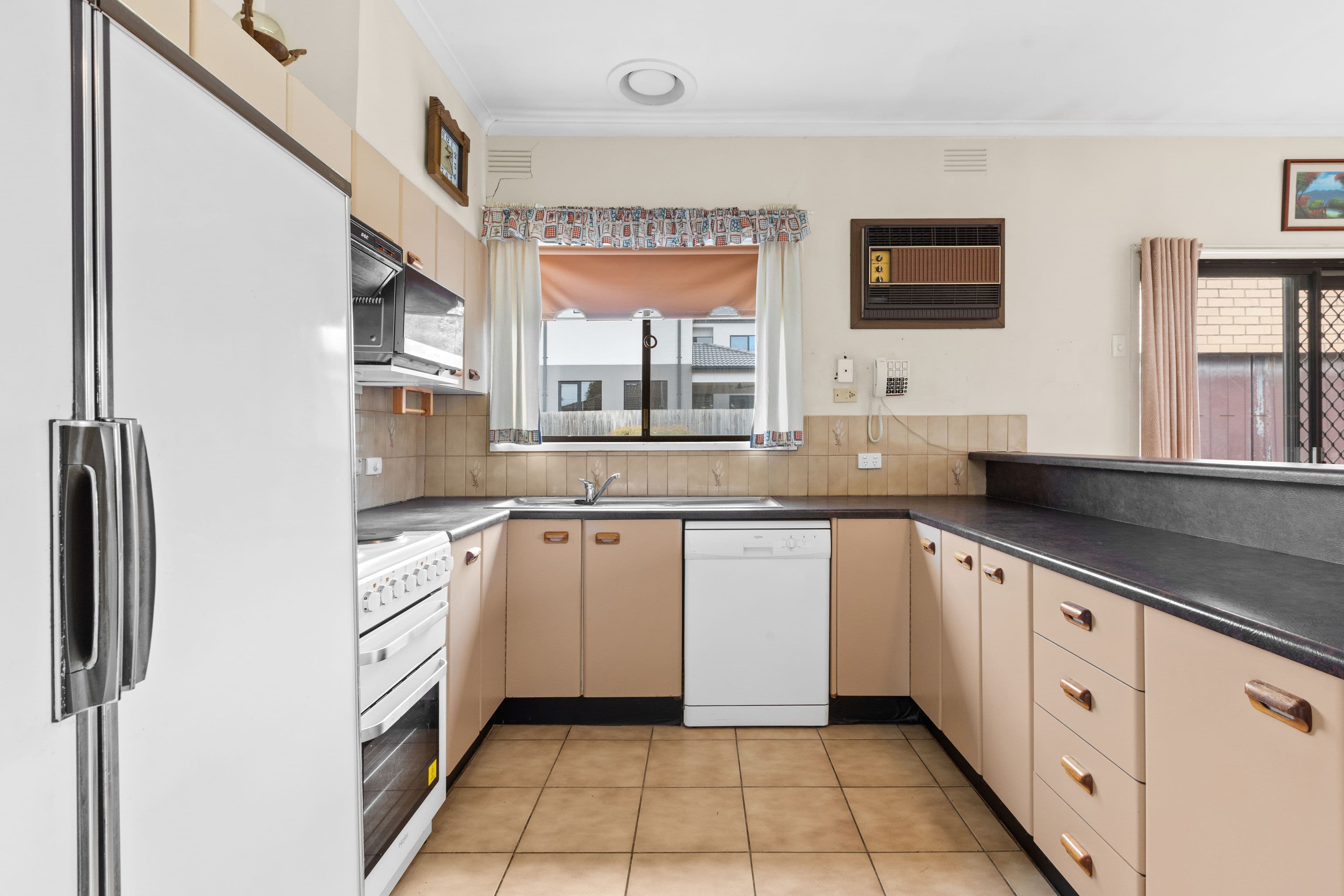 16 Larnook Crescent, Aspendale VIC 3195, Aspendale - Thumbnail 7