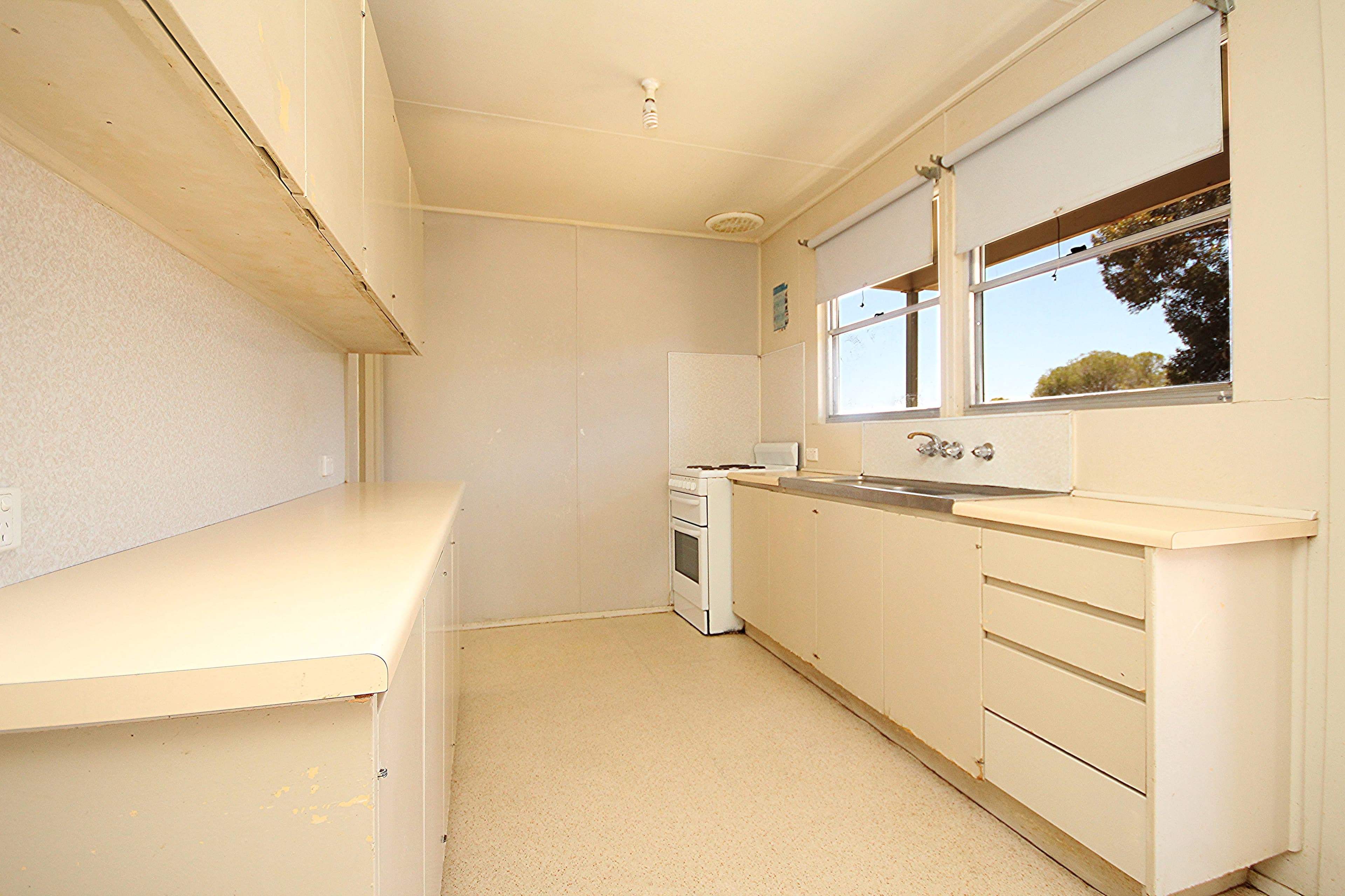 18 Belcher Street, Nhill VIC 3418, Nhill - Thumbnail 4