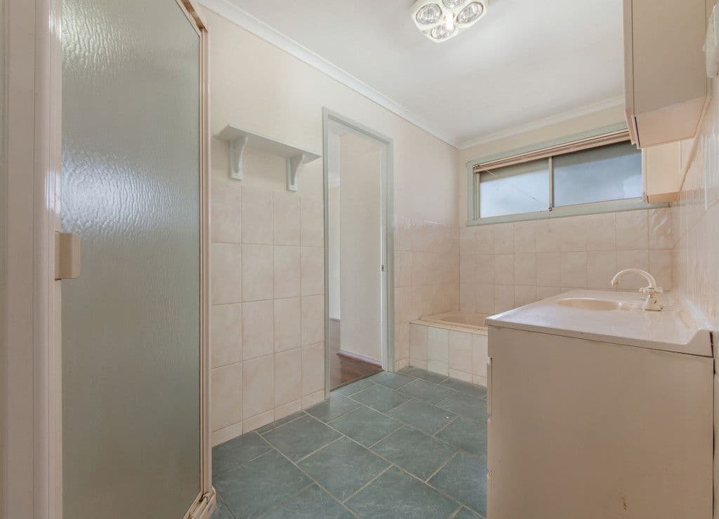 257 Taylors Road, Kings Park VIC 3021, Kings Park - Thumbnail 6