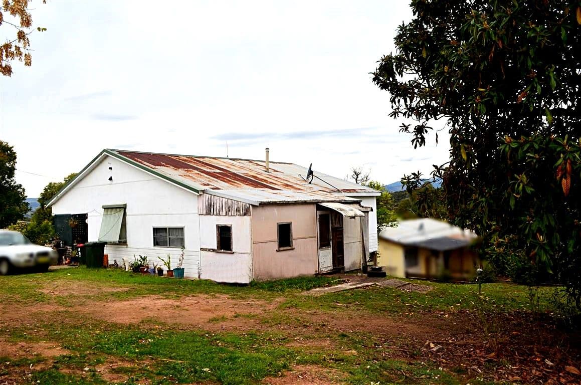 22 Lambie Street, Tumut - Image 1