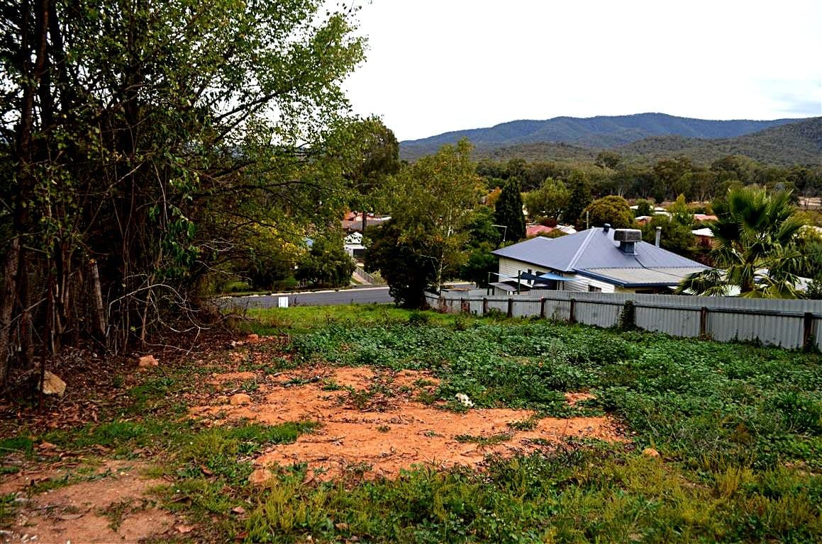22 Lambie Street, Tumut - Thumbnail 8